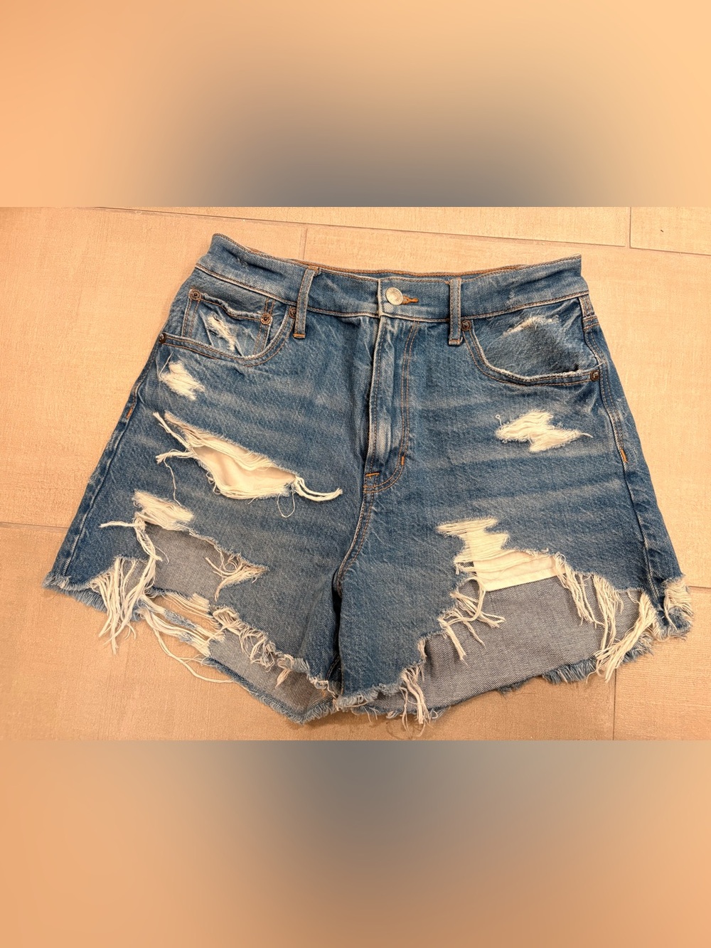 American Eagle Size 4 Highest Rise Boyfriend Short